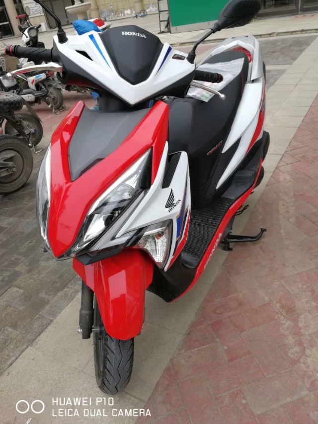 本田裂行125加95号油好还是92的好,新大洲本田裂行125对比豪爵usr125