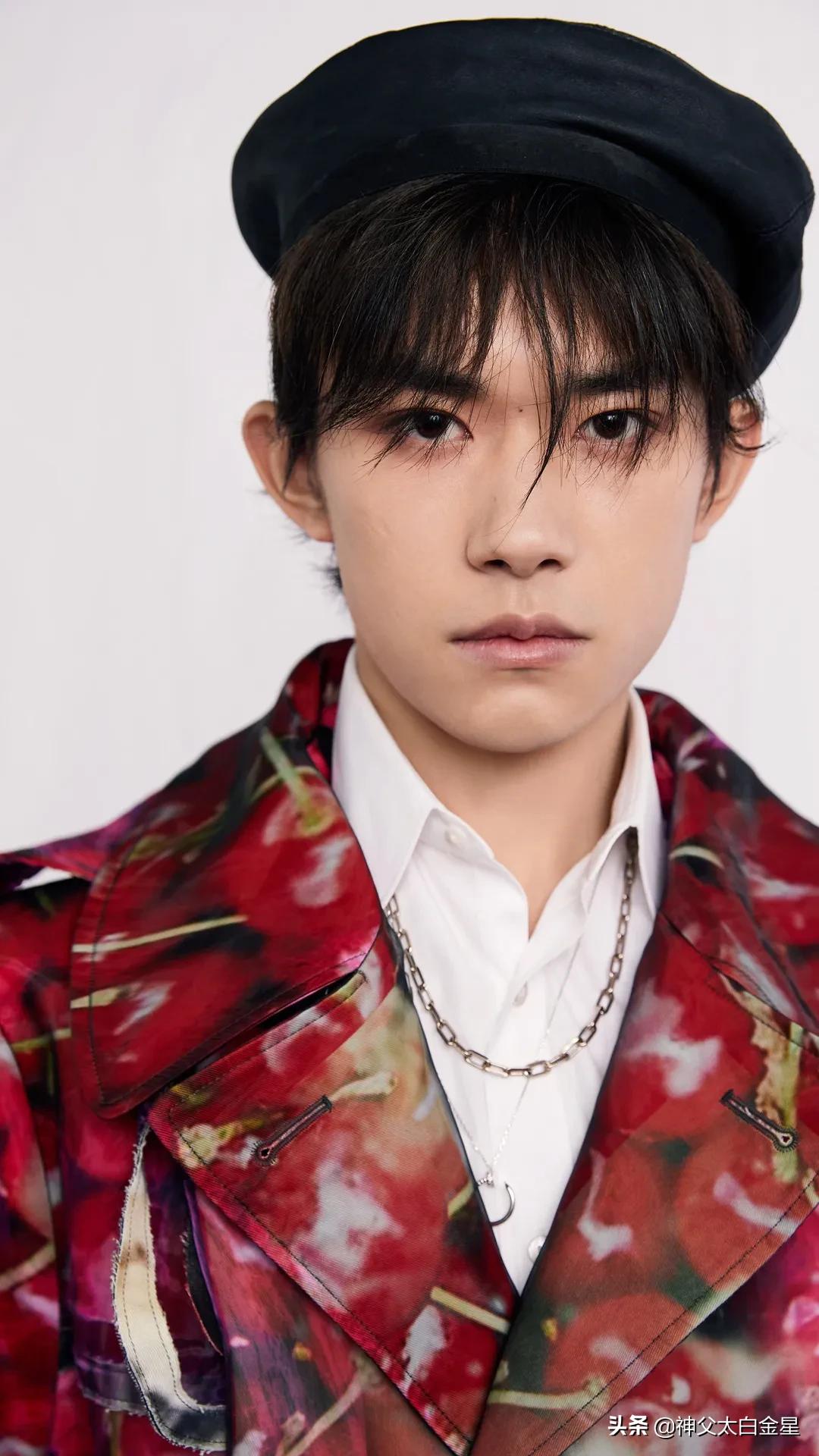 易烊千玺超帅抖音,帅气无比的易烊千玺