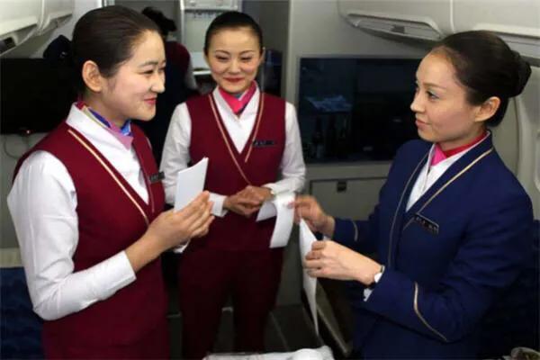 主动要求可以享受空姐你不知道的“服务”