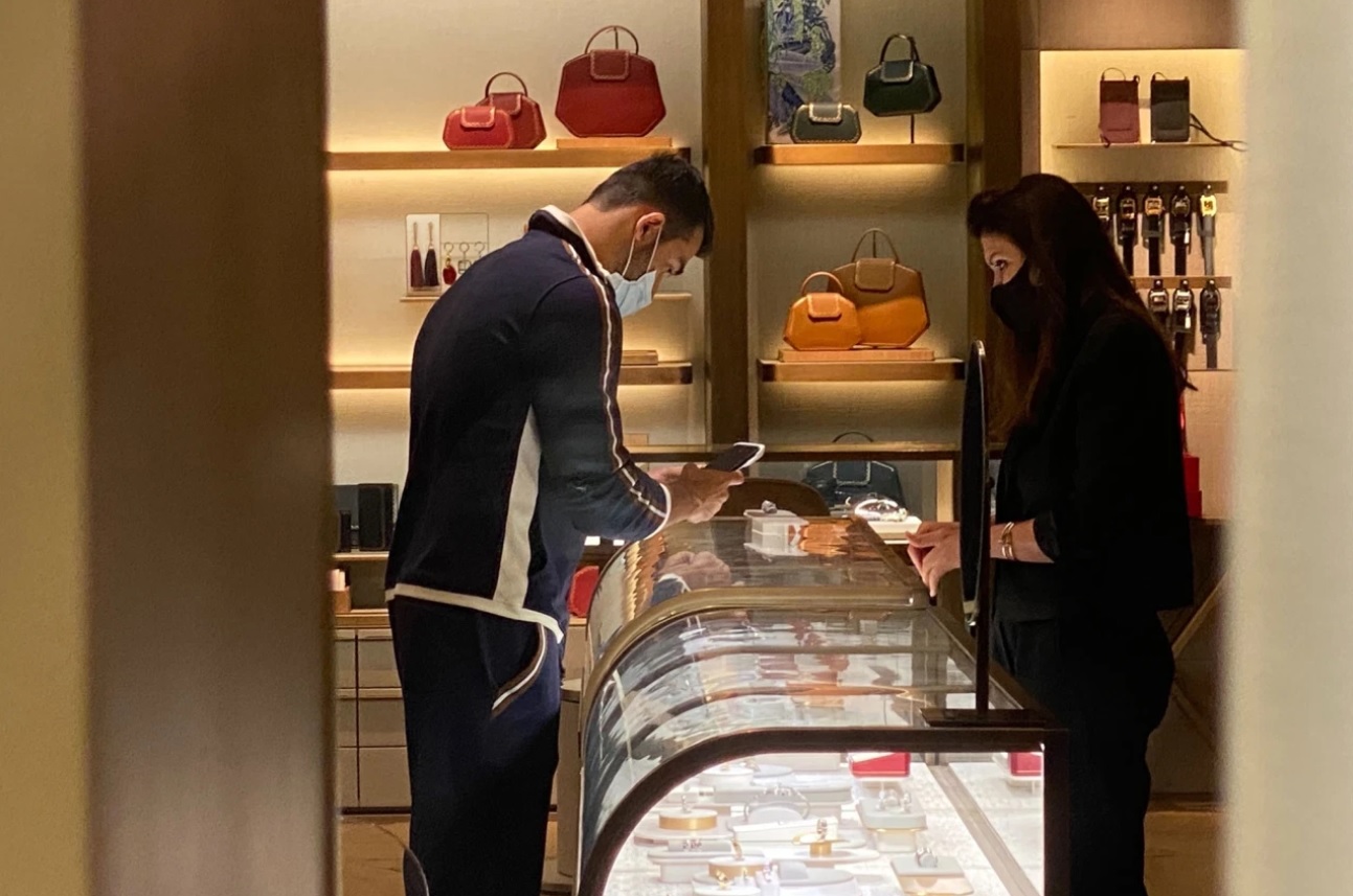 布兰妮官宣婚礼日期,布兰妮宣布订婚宴