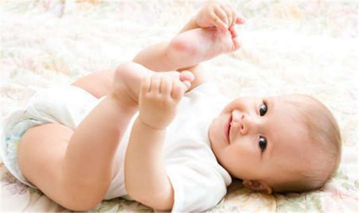 宝宝应该几岁脱离纸尿裤,宝宝尿不湿带到几岁最好