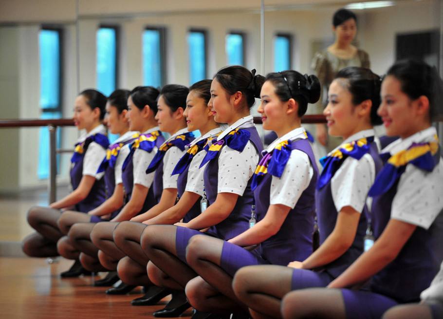 空乘专业最好的学校,空乘专业属于艺考吗