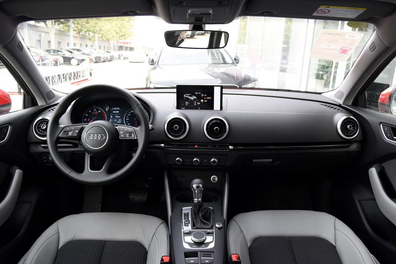 买奥迪a3二手的十大忠告,25万提车奥迪a3