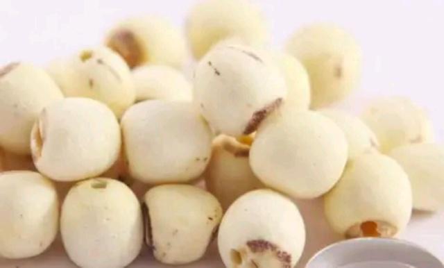 萝卜梨水红枣枸杞怎么煮治咳嗽,冰糖菊花枸杞可以去肝火吗