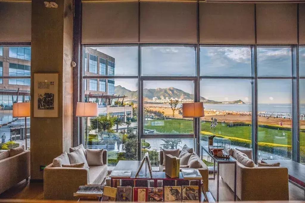 崂山春景美不胜收,崂山夜景金鼎