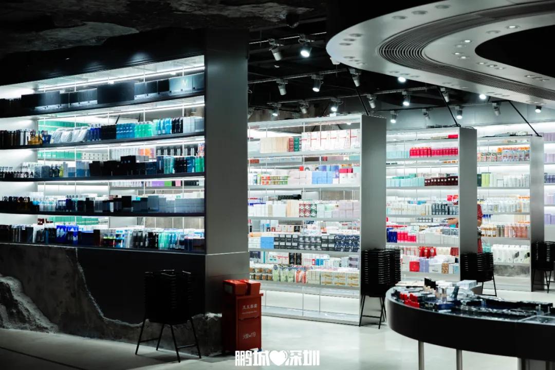 haydon黑洞深圳店装修,haydon黑洞大融城店