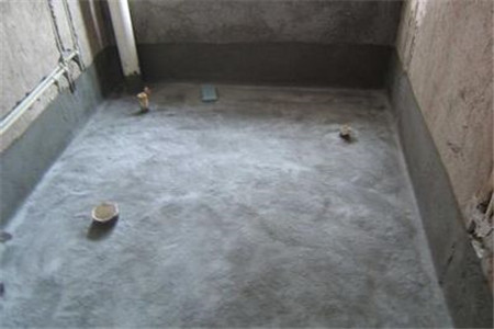 水泥地面潮湿能用地面漆吗,下雨家里水泥地面潮湿什么原因