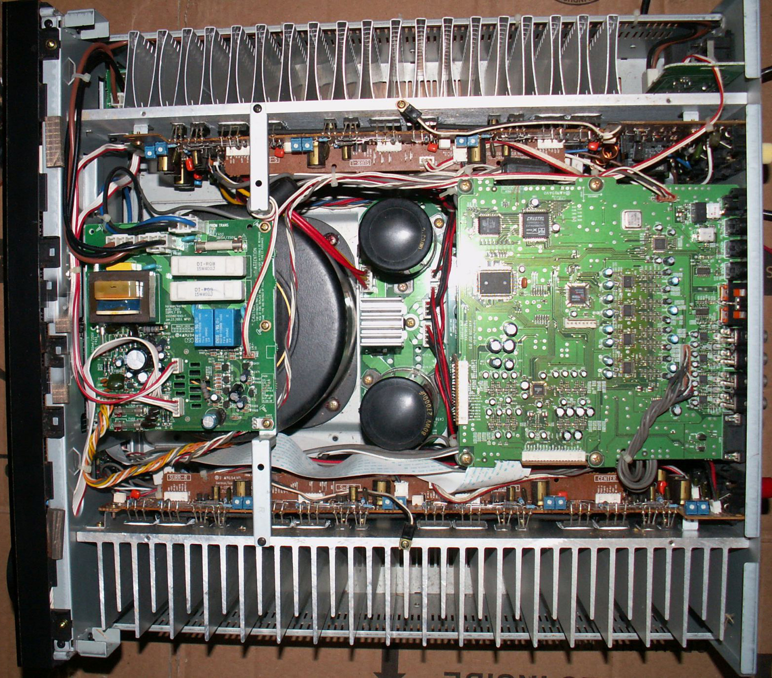 维修一台60多斤的高端影音环绕功放