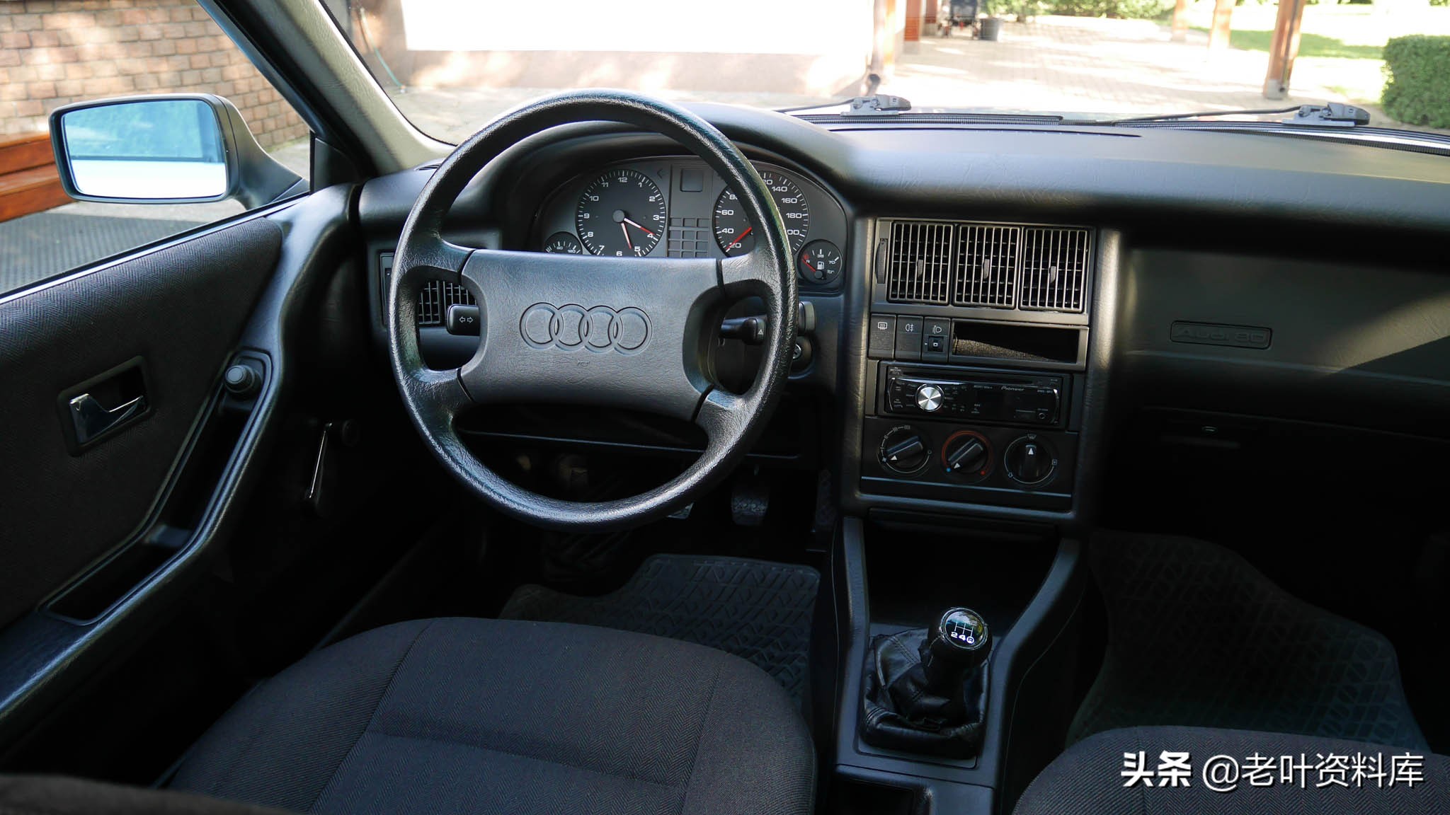 哪些换挡类型属于手动挡,根据什么来换挡