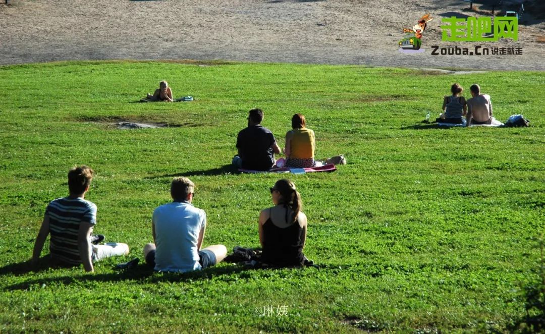 女教师3年游20国,六十岁的女人一个人穷游中国