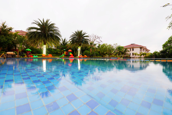 月亮湾海南环岛,月亮湾被称为中国第一滩