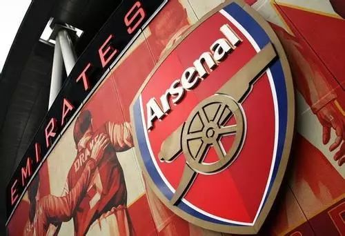 意大利卡拉斯科加盟阿森纳,阿森纳签约桑切斯