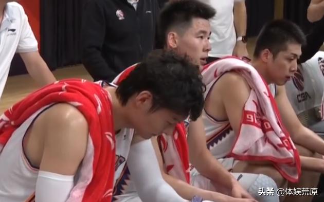 郭昊文33分,郭昊文换王哲林