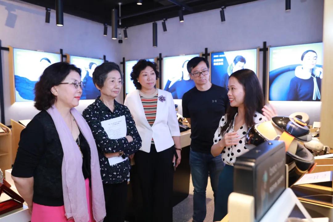 寻找深圳老字号系列三丨走进荣超物业、万商天勤、倍轻松、乐安居