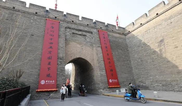 金牛送福贺岁迎新,金牛贺岁除夕送福