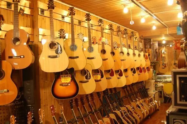 武汉最大的乐器批发市场在哪里,武汉哪里有卖乐器的地方