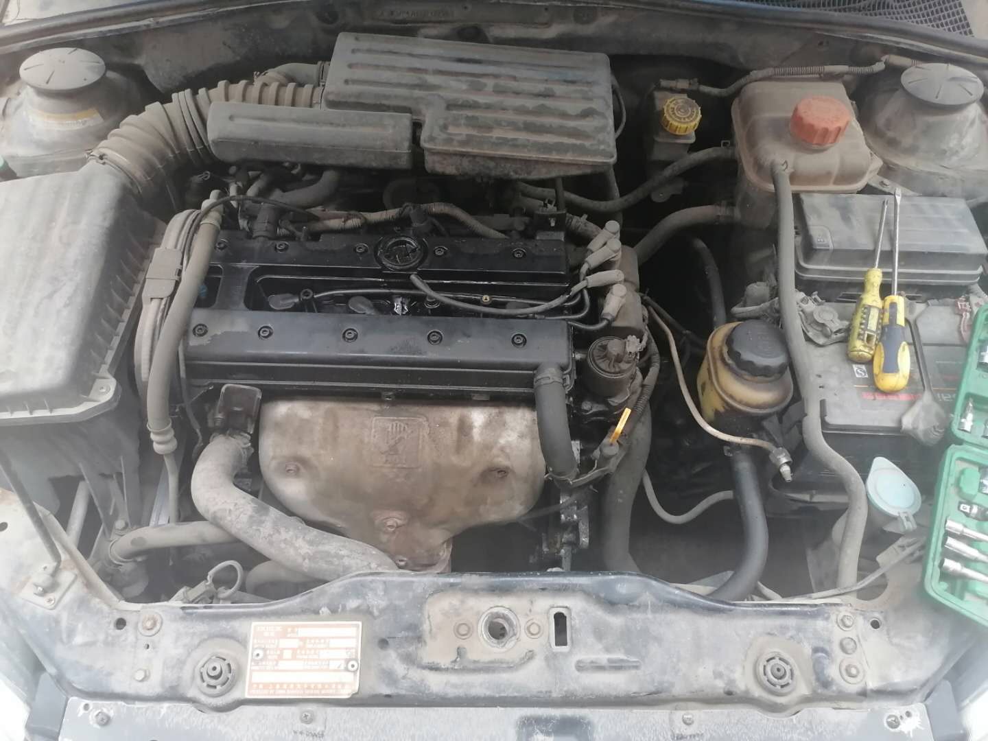 鑳栧摜璇磋溅鍒厠鍑秺,鑳栧摜鍑秺