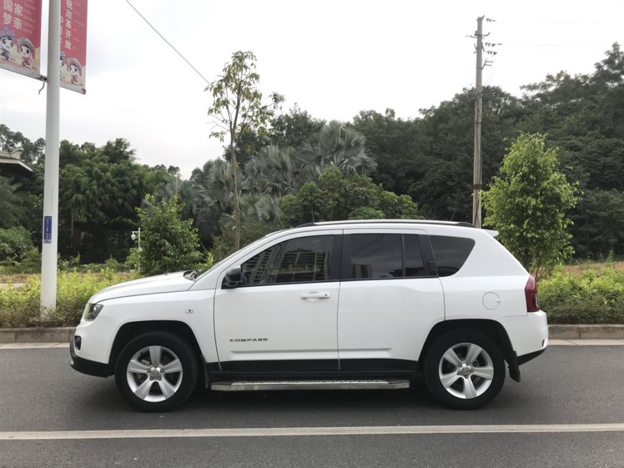 2014款jeep指南者进口二手怎么样,jeep指南者2014款两驱是前驱后驱