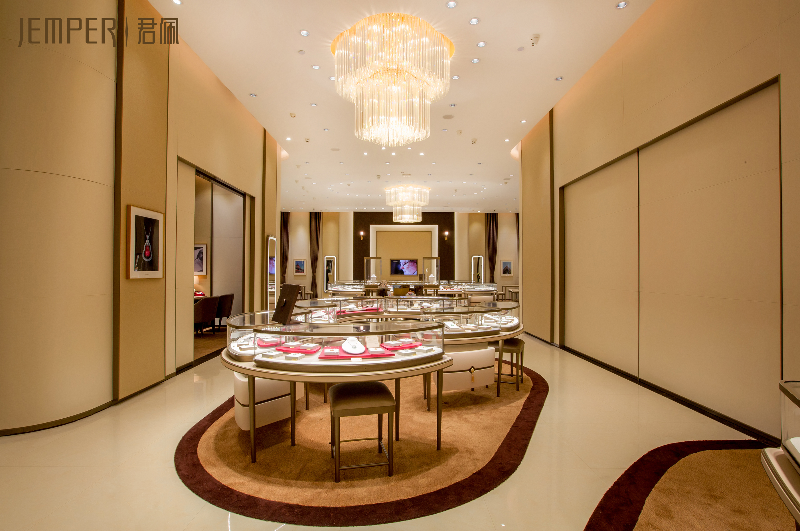 绽放极致东方美学，开启“沉浸式”珠宝美学新体验