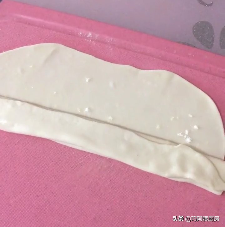 怎样和面烙油饼凉了也不硬,烙发面油饼怎样软而不硬