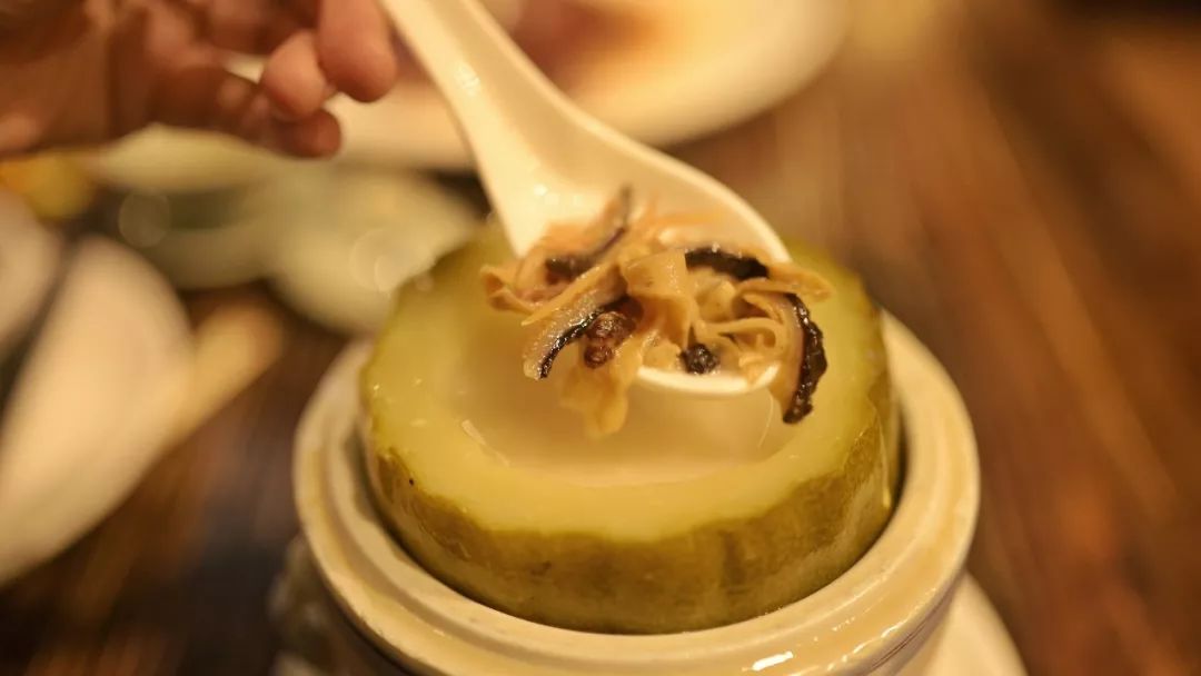 在顺德，如果有一分钟胃空了，算我输