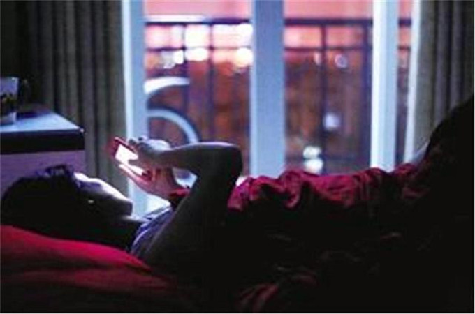 小孩睡前发出奇怪的声音,女儿睡到半夜发出尖叫声怎么回事