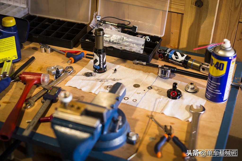 世界上最快，最气动的速降自行车，有人用它达到了223.3km每小时