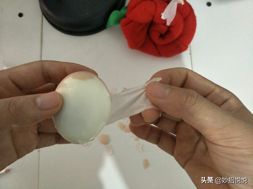 不小心被划破,这样做可以让它快速愈合,学会赶紧试试吧,很实用