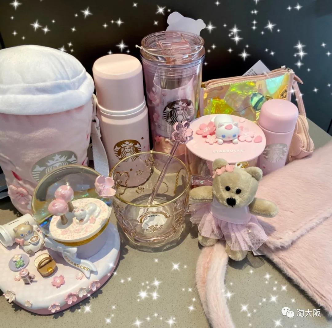 中日樱花限定大PK！猫咪杯、毛绒手袋，中国星爸爸又一次逆袭？