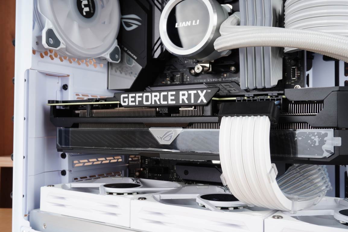 联力包豪斯mini机箱大小,联力包豪斯mini能横装吗