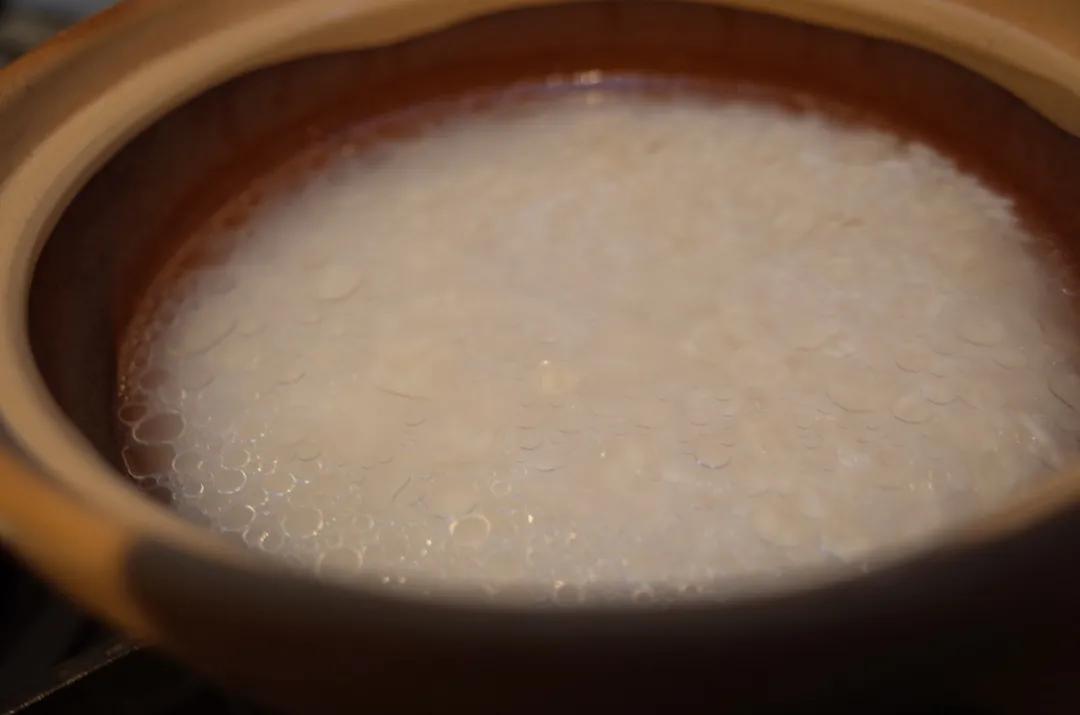 香港师傅教你做美食,香港正宗煲仔饭做法