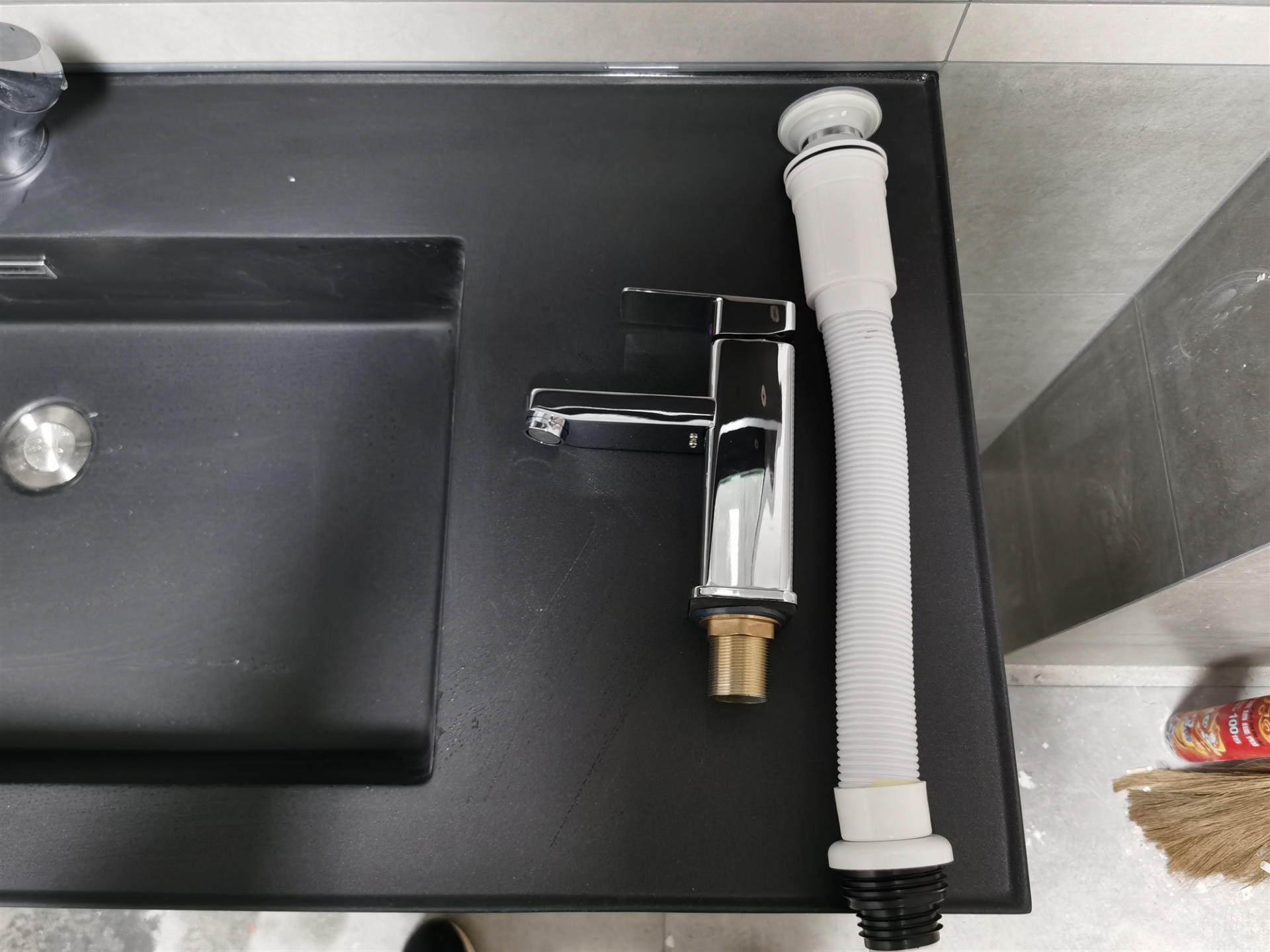 网购浴室柜靠谱不？新家装修实测，还不赖