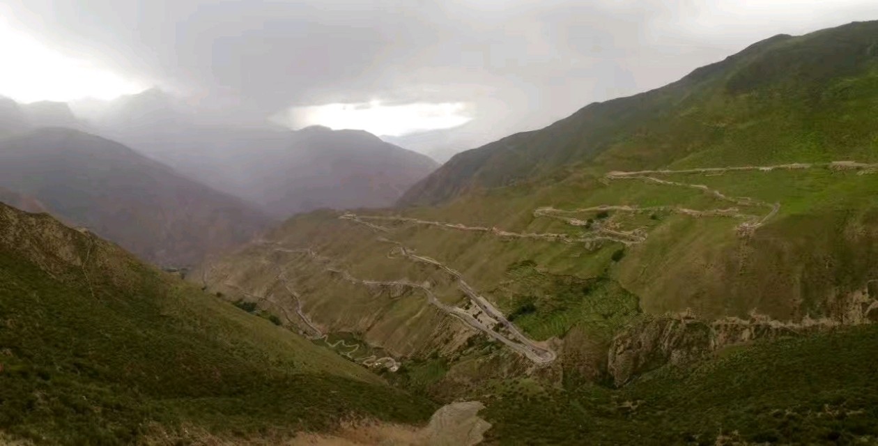 成都到林芝沿途山峰,从成都到林芝走318线路况如何