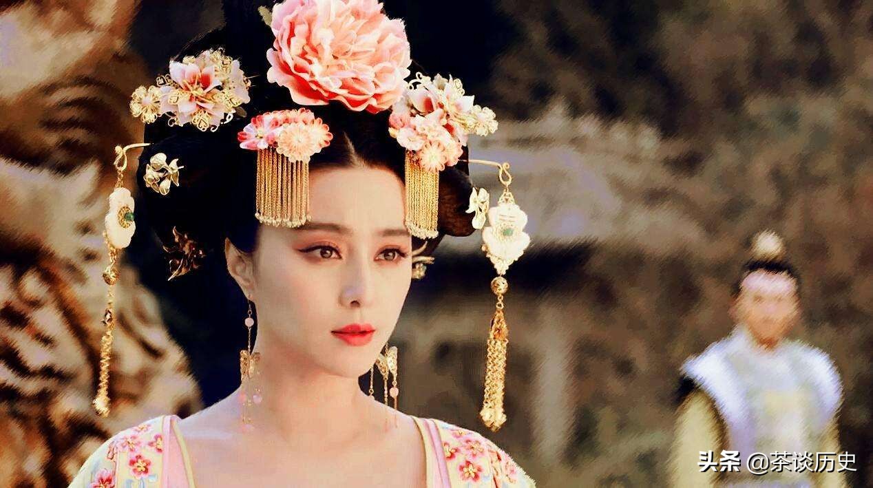 武则天在位时唐朝称什么,武则天生前叫什么