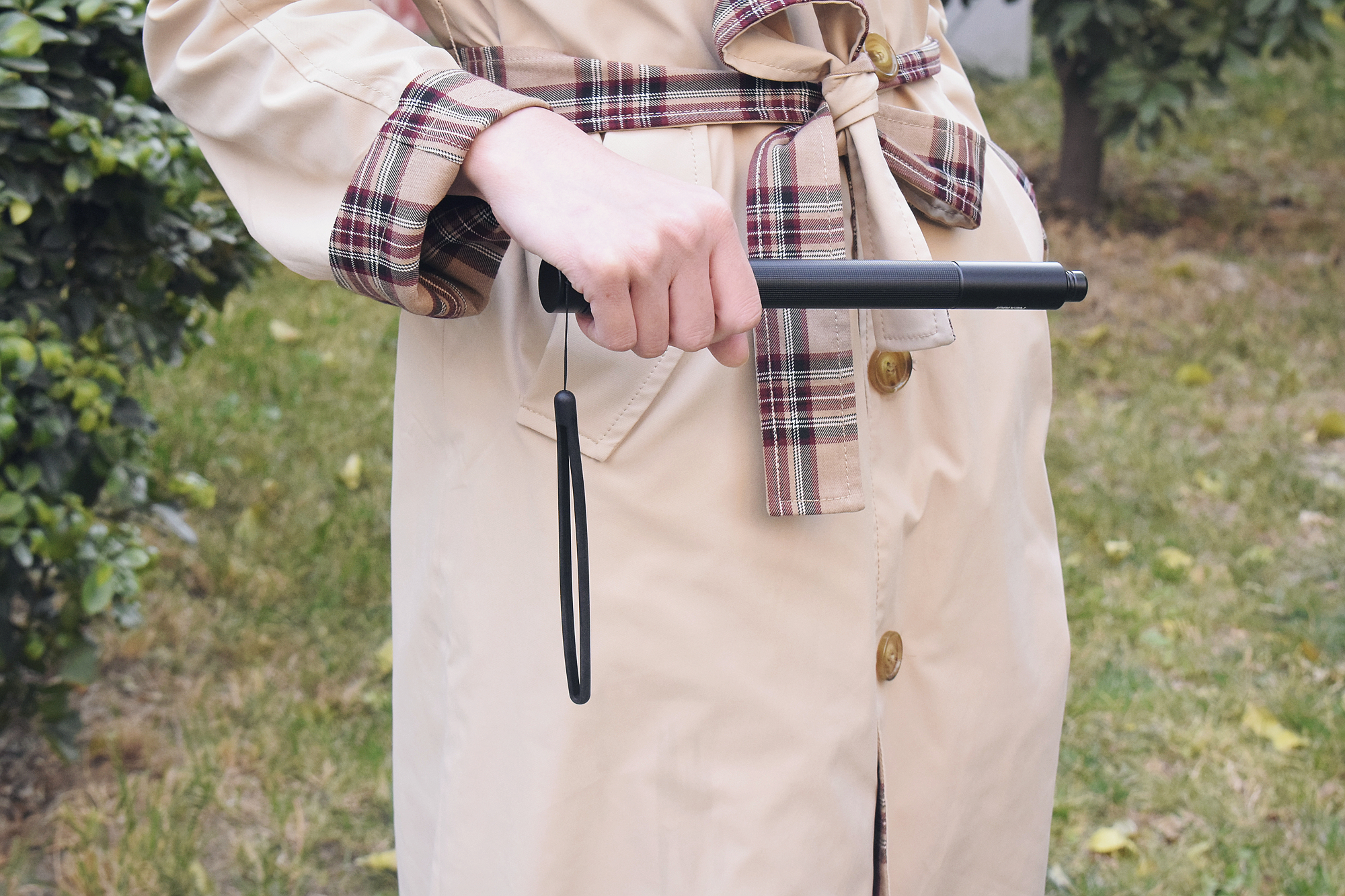 随身防护迅雷之势！——纳拓雷电安全求生伸缩棒体验