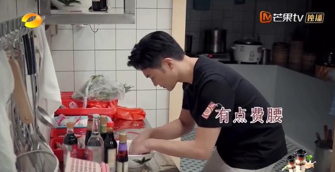 大湾区哥哥太牛了！《大湾仔的夜》出手就第一，芒果台又抓到王炸