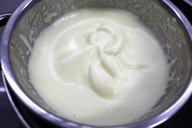 自制蛋糕不用烤箱学生党少女心,动物奶油蛋糕血糖偏高的人能吃吗