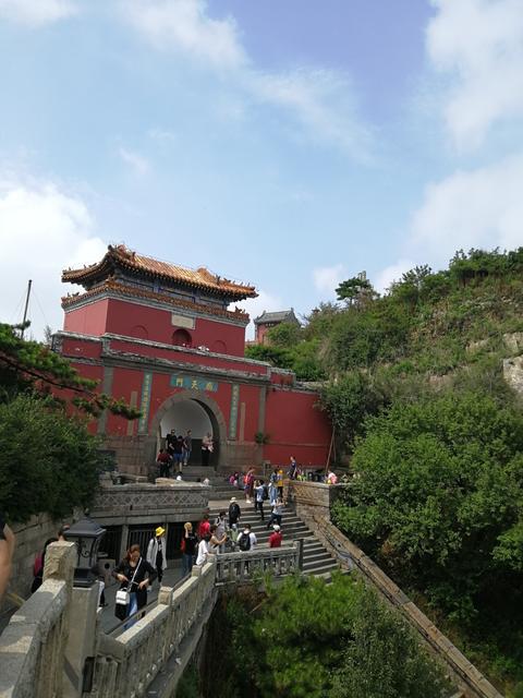 山东十大名山五岳独尊泰山,五岳第一山泰山