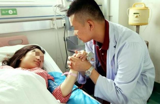 女人顺产后被老公嫌弃为什么,顺产后被嫌弃