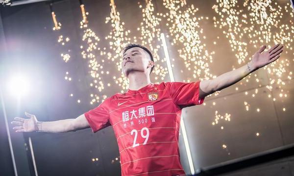 閮滄灄閲嶈繑鎭掑ぇ,閮滄灄鍦ㄦ亽澶х殑琛ㄧ幇