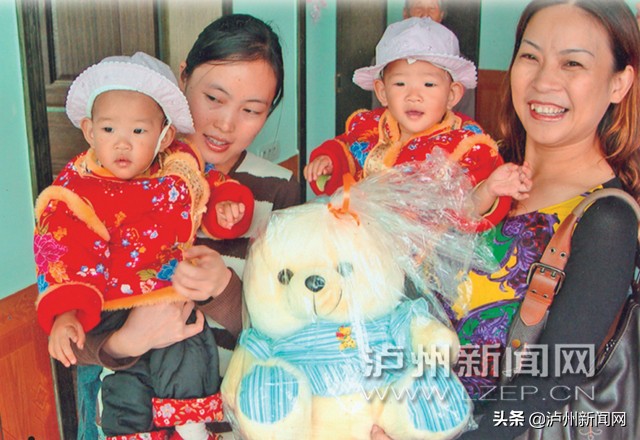 泸州:怀揣梦想的他们记者节讲述故事里的爱和感动