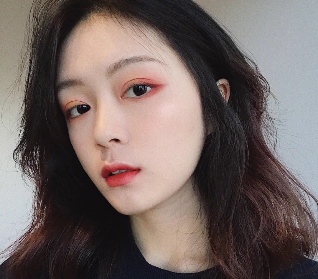 不会闷痘且遮瑕的粉底液测评,绝不踩雷的大牌粉底液