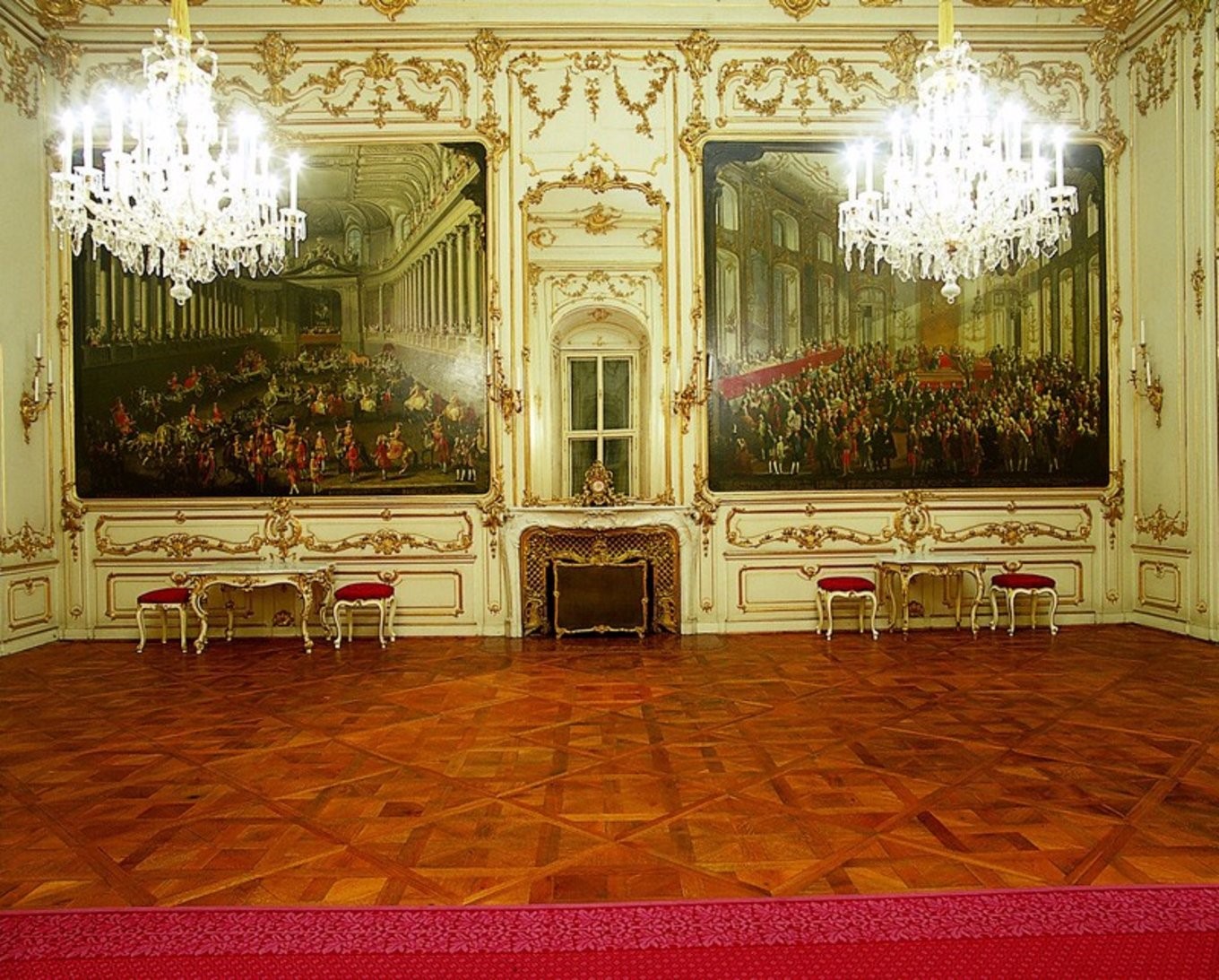 法国最美的城堡凡尔赛宫,法国最奢华的凡尔赛宫