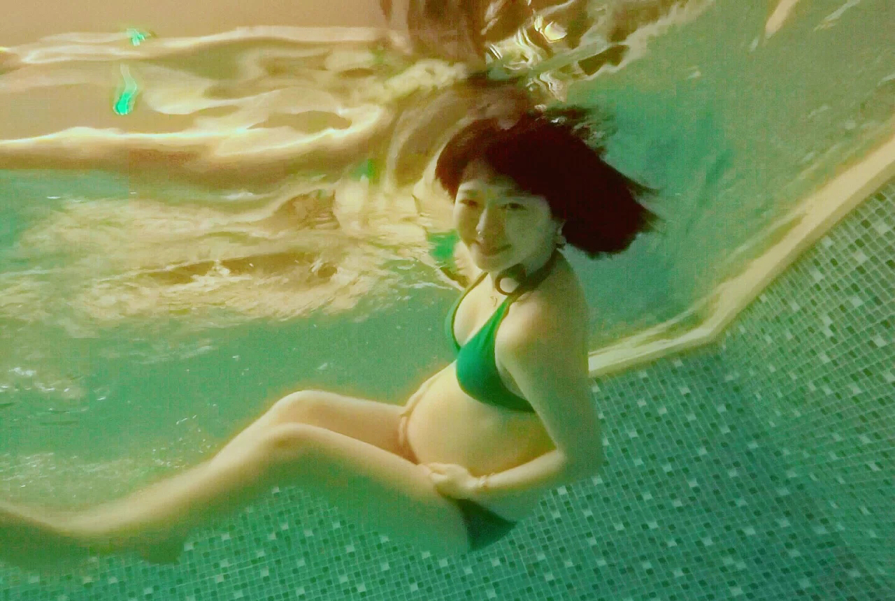 孕妇是否可以游泳锻炼身体,关于孕妇是否可以游泳的问题