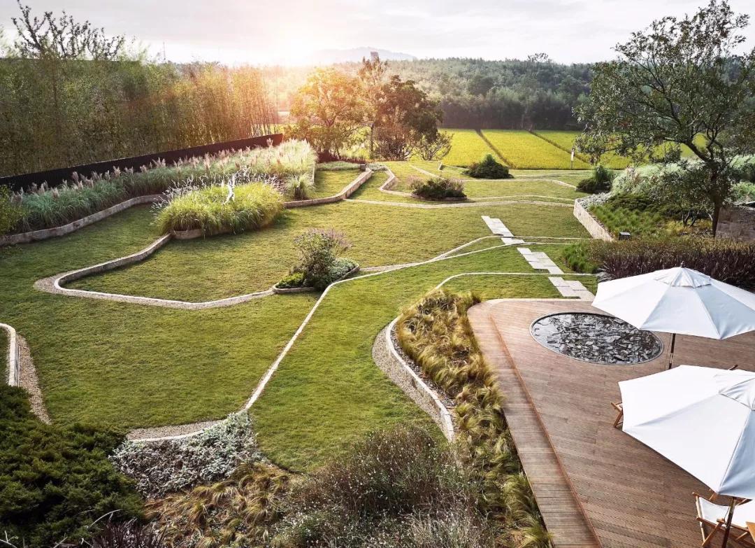 一波优雅的高差处理，漂亮