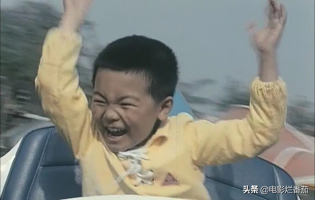 男孩出生就有记忆电影,男孩出生就带电电影