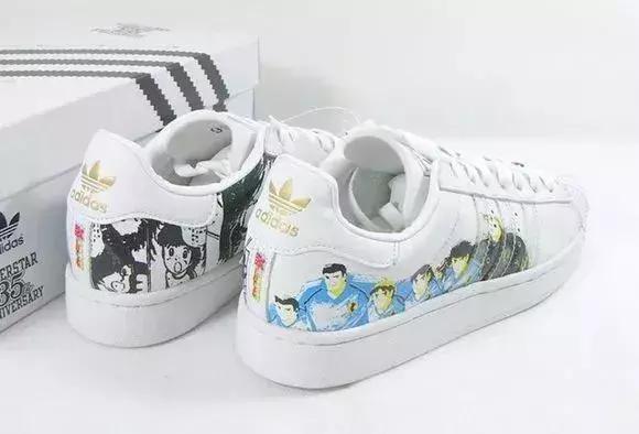 三叶草superstar复刻版,如何判断三叶草superstar真假