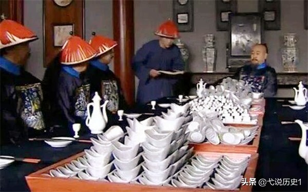 古代“雪花银”的真实样子：表面全是牙印污垢，可别被老观念误导