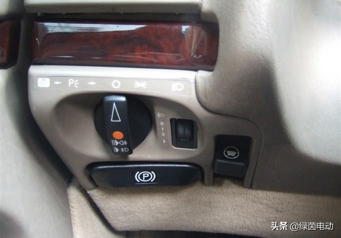 s320虎头奔40万公里还值得购买吗,98年代末虎头奔s320新手适合买吗