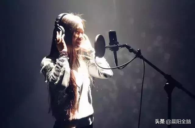 早教开发右脑的十种方法,成年人如何开发右脑思维